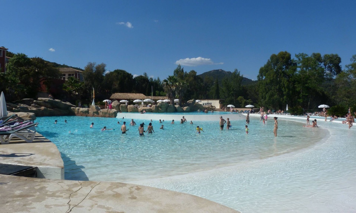 Les Restanques Apartment | T2LES RESTANQUES DE ST TROPEZ SEA SWIMMING POOL AIR CONDITIONING
