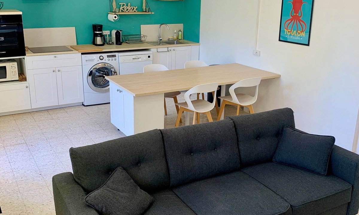 Le Pradet House | T3 two bedrooms, calm neighbourhood near the beach