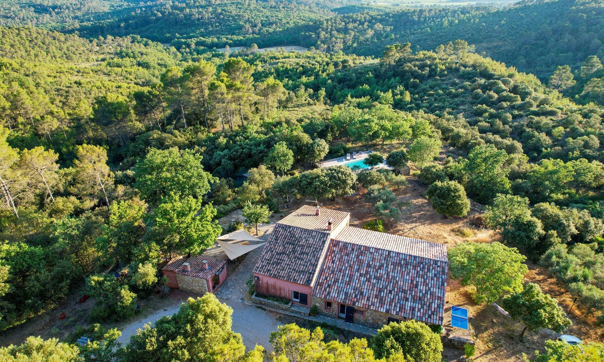 Barjols House | The Butterfly Estate - 23 hectares with a view of Sainte Baume