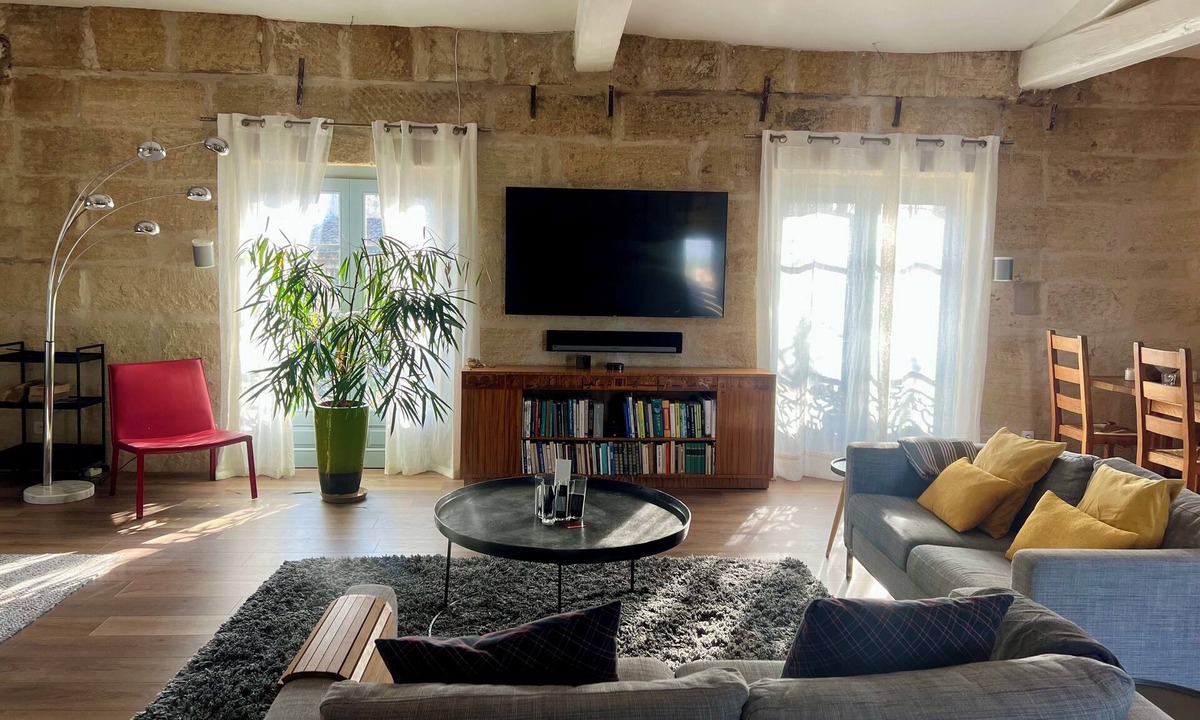 Uzes Apartment | The Loft d'Uzès - a superb apartment with a large rooftop terrace. Full AC!