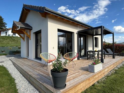 Jarjayes House | The Nest - cosy chalet for two