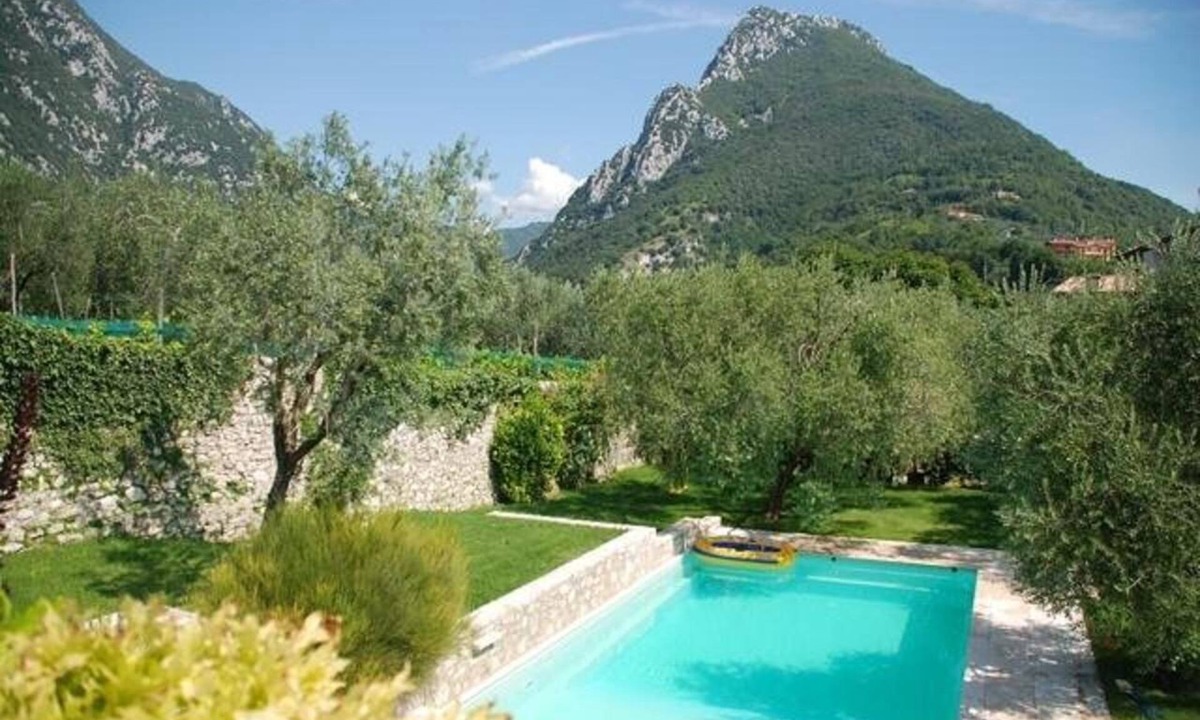 Gaino House | The Olive House, Lake view, Garden and Pool