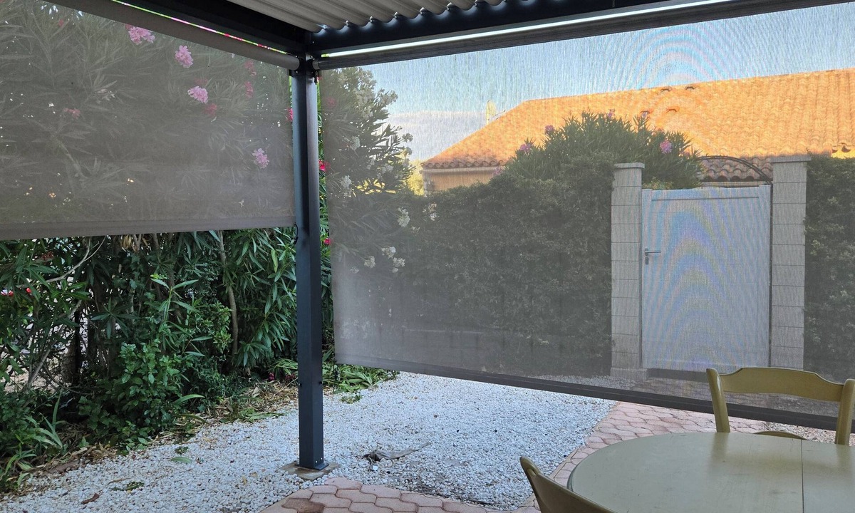 Vidauban House | The yellow house