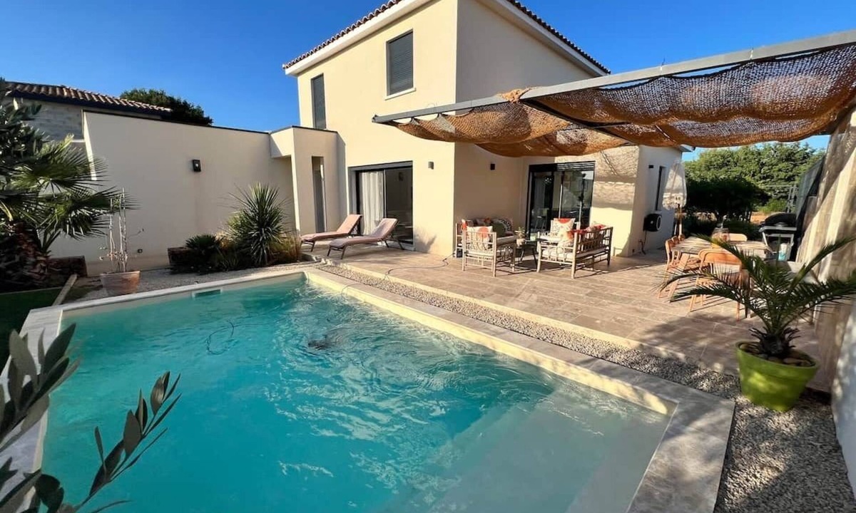 Bellegarde Villa | To complete
