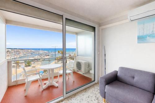La Jetee Apartment | TRIDENT - T2 avec vue sur la marina et à deux pas de la plage