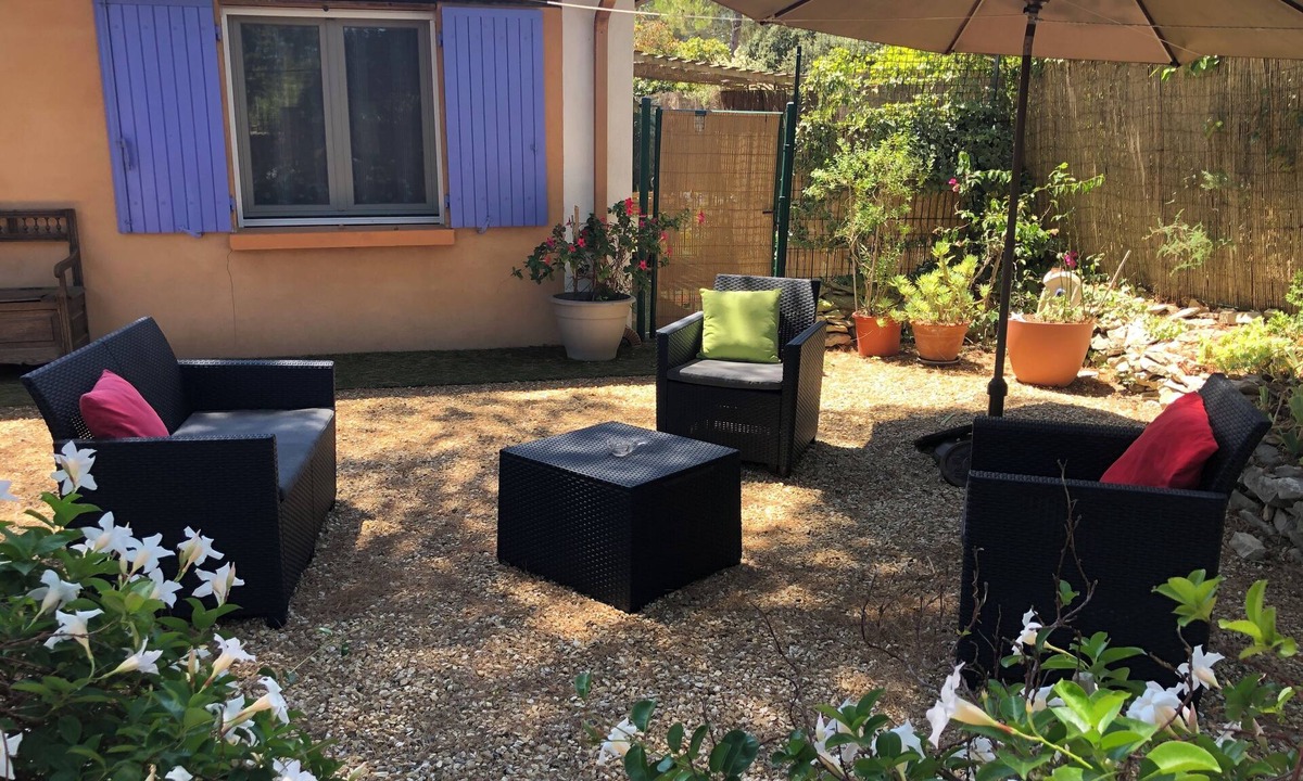 Caremeau Apartment | Un petit coin de paradis dans la garigue Nîmoise 2 pers.