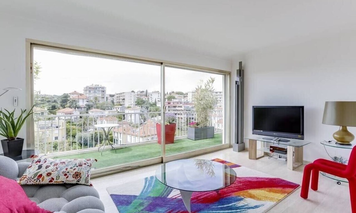 Carnot Apartment | Upstays Sea View Terrace 82m² Apartment Carnot