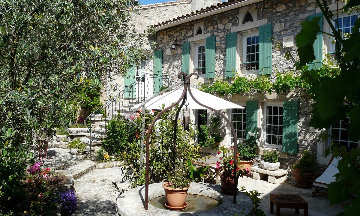 Orgon Villa | Vacation rental villa pool Orgon LS1-117