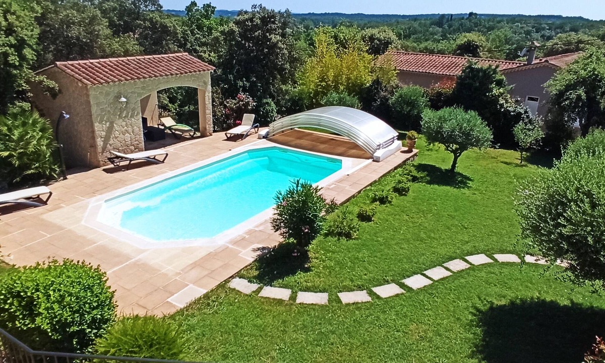 Mejannes-les-Ales Villa | Very nice comfortable villa in the middle of the oaks