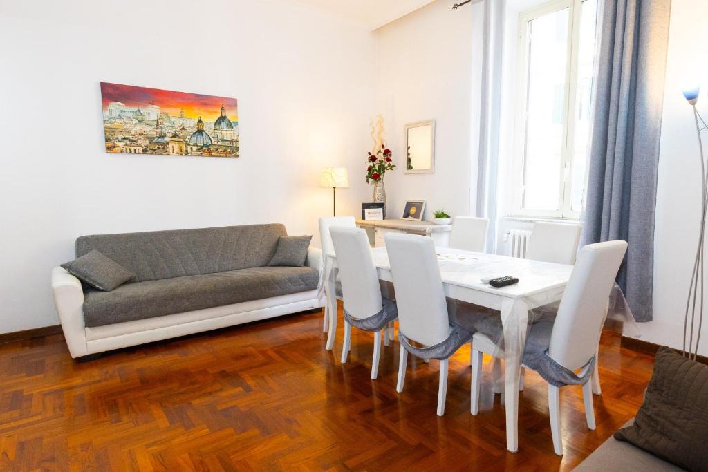 Vatican Apartment | Vespasiano 49