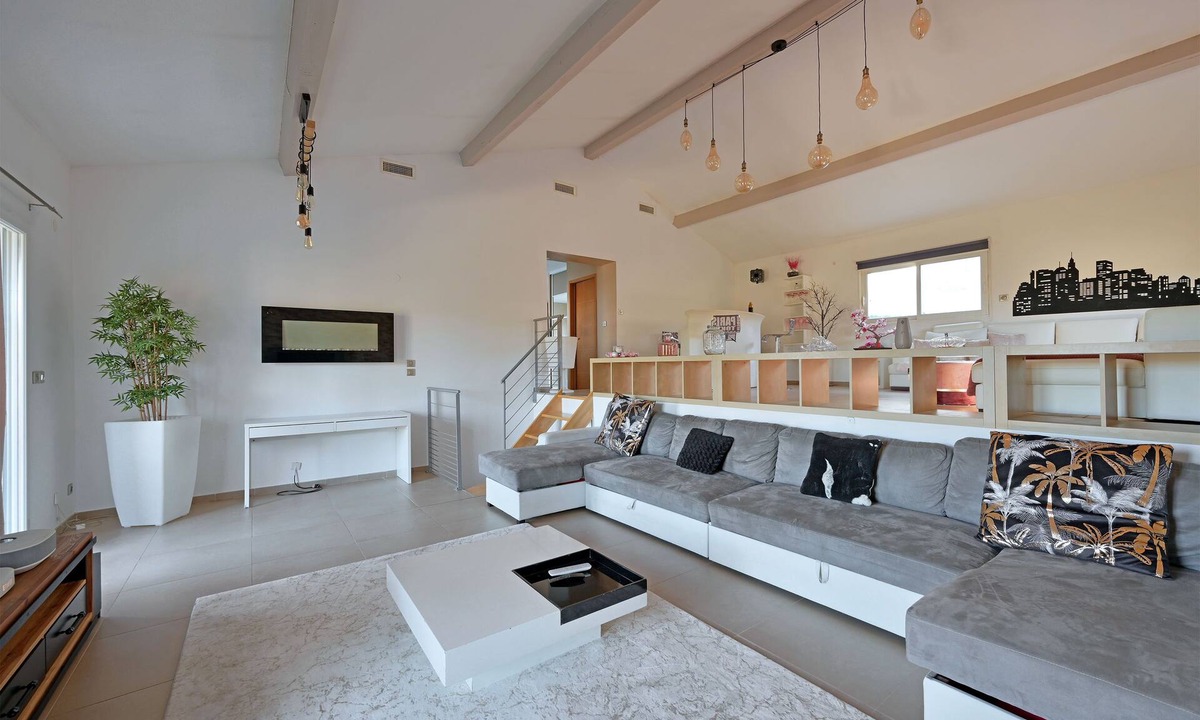 Les 3 Ponts House | Villa Avec Piscine,jaccuzzi ET Sauna A 10 Minutes DU Centre Ville