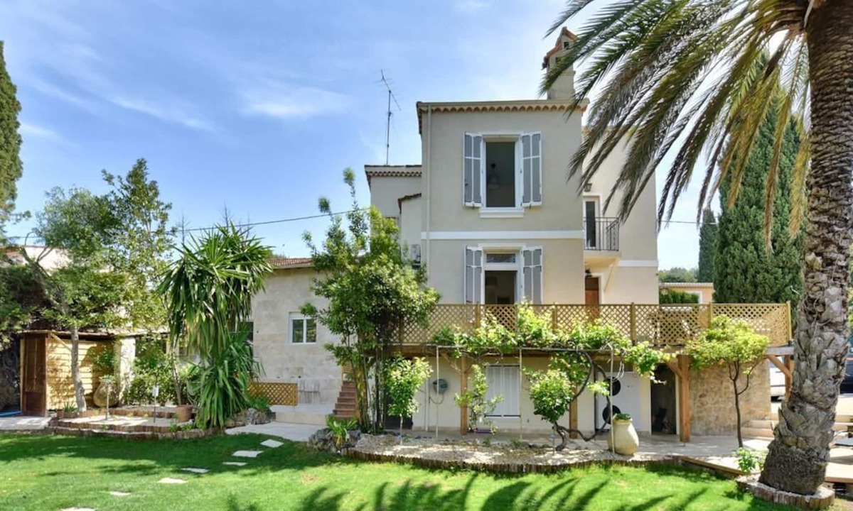 Mougins Villa | Villa Avec Piscine Très Belle vue mer Cannes