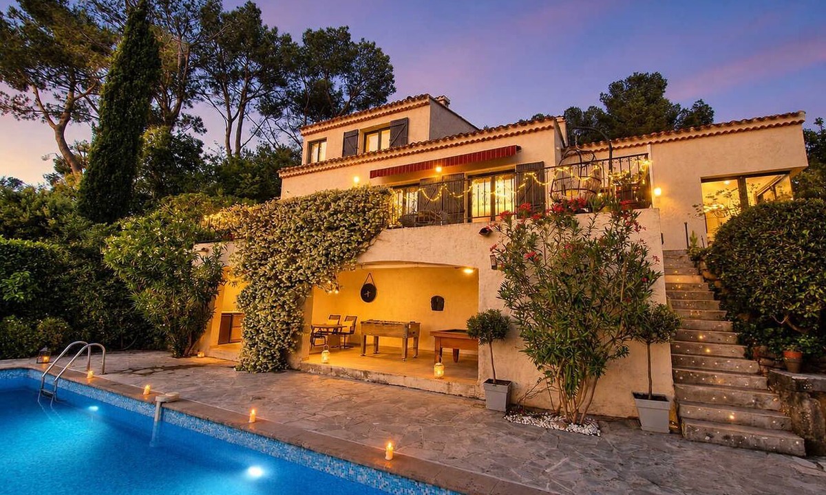 Vallauris Apartment | Villa Bagatelle – Beach, Golf & Tennis Base