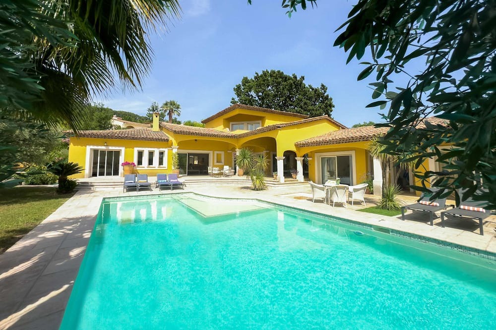 Tourrettes Villa | Villa Chautard - Four Bedroom Villa, Sleeps 8
