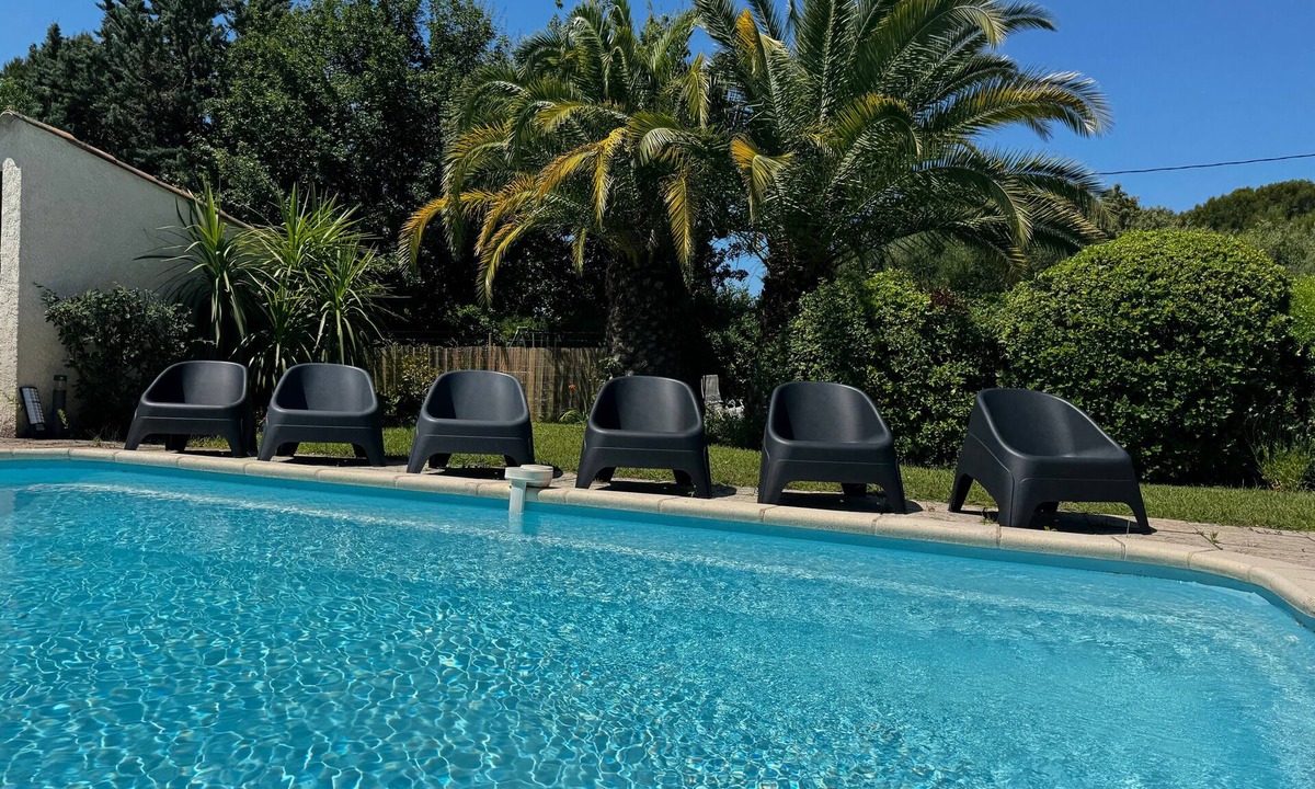 La Cadiere-d'Azur Villa | Villa 'Claud'House' with Mountain View, Wi-Fi, and Air Conditioning