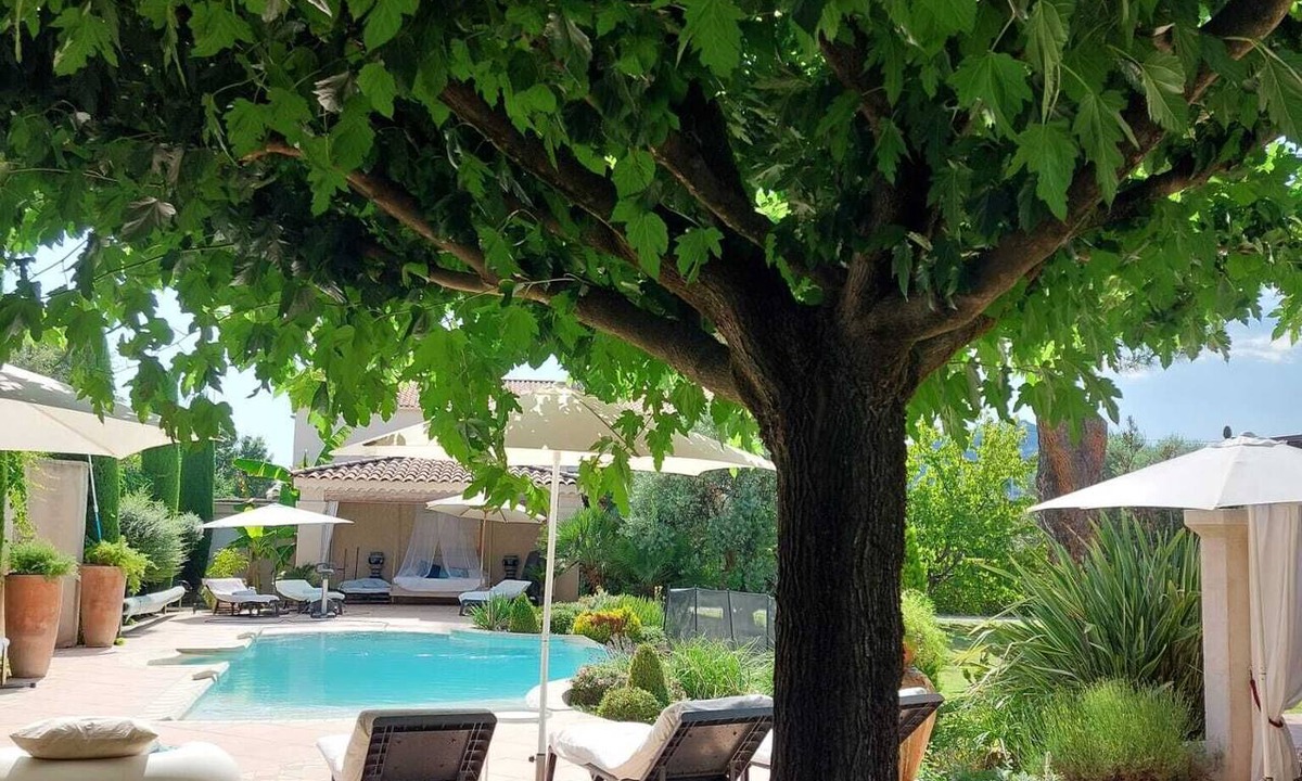 Les Mees House | Villa Émeraude 6P Stunning infinity pool! Barbecue. 3-bedroom apartment!