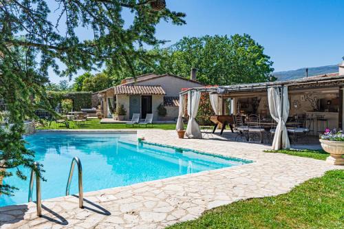 La Grand-Chile Villa | Villa Familiale piscine, spa, entre Cannes et Nice