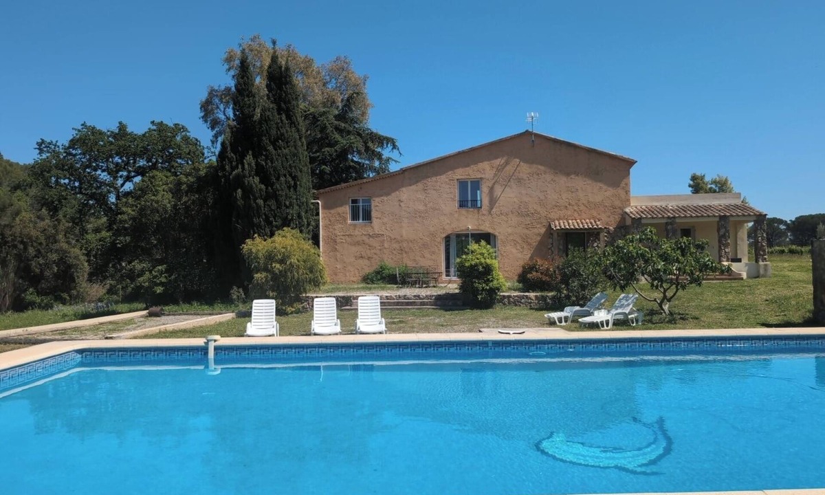 Le Mitan House | Villa for 8 people, 4 bedrooms, air-conditioned with swimming pool, quiet location