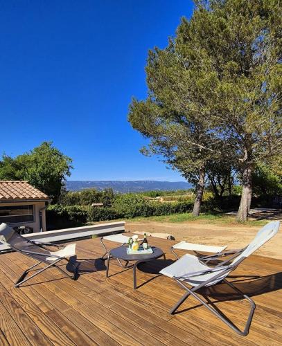 Alleins Villa | Villa grand confort, piscine privée, petanque, pool house