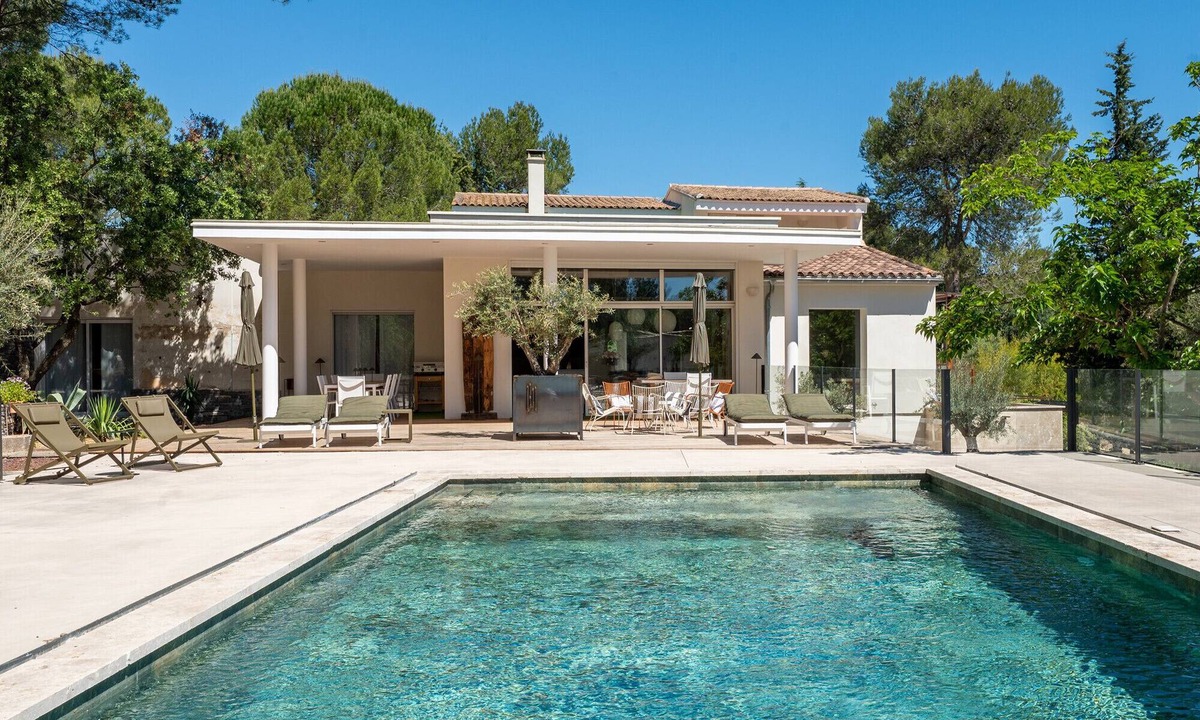 Quartier des Espesses Villa | Villa L’Exception – Luxury design villa near Nîmes