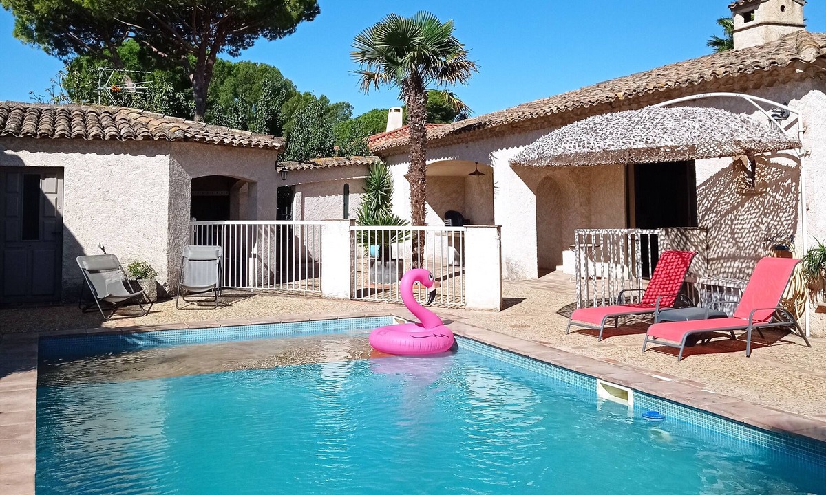 Pomerols Villa | Villa La Sablède with private pool 4 bdrms 10 km from the beaches
