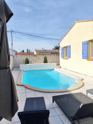 Tarascon Villa | Villa les volets bleus - piscine privée