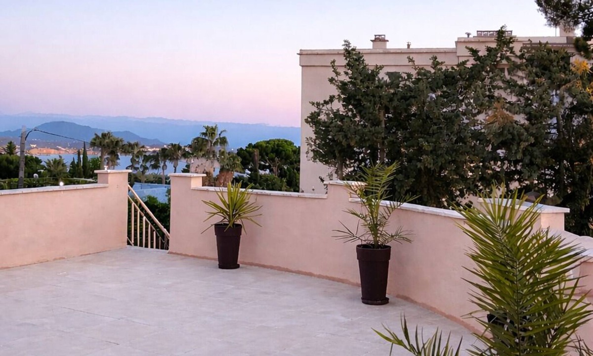 Bandol Resort | Villa Panorama Bandol - Port & Beach on foot
