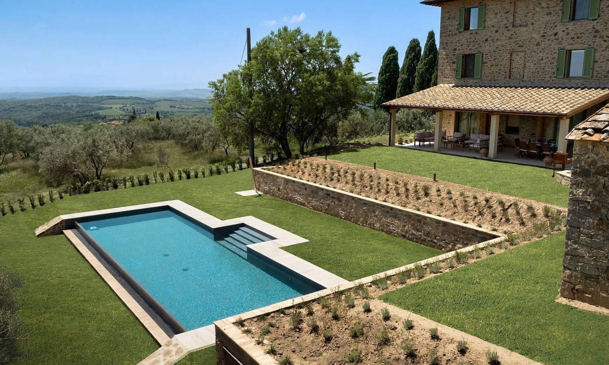 Castelnuovo Berardenga Villa | Villa Parigi, elegant designer Villa in Chianti, Pool & Concierge, WiFi, A/C