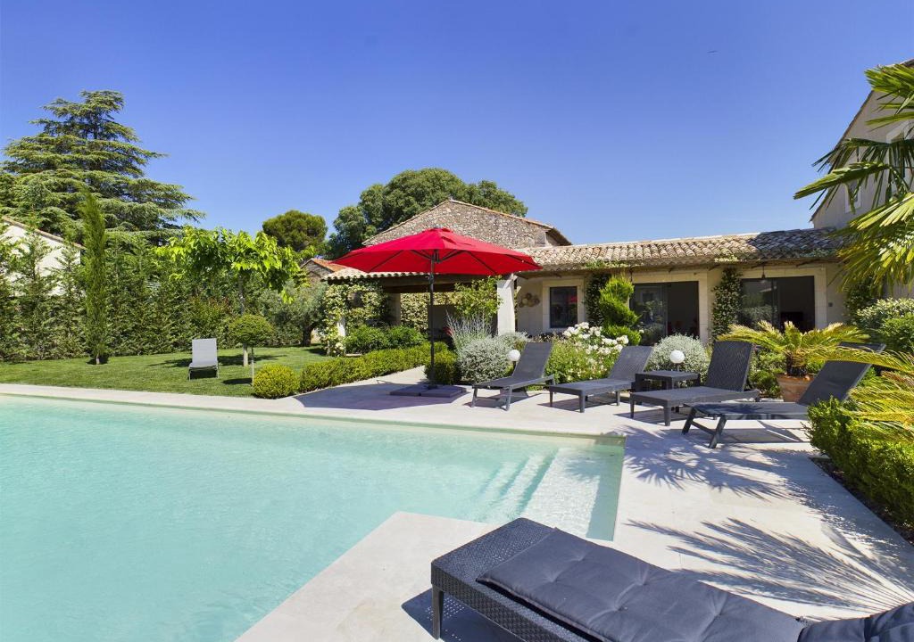 Eygalieres House | Villa rénovée à Eygalières avec piscine chauffée - FR-1-599-19