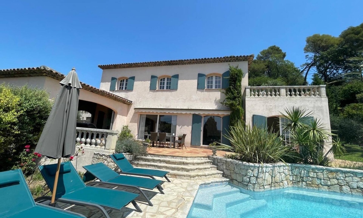 Mougins Villa | Villa Rosa — Villa with pool, 5 bedrooms with Esterel view | 20 min from Cannes