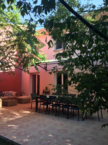 Avignon House | Villa Rose Près centre ville 4 chambres jardin