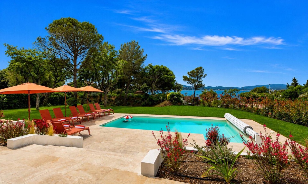 Guerrevieille Villa | Villa sea view - Gulf of Saint-Tropez - Private swimming pool - Beach 50 metres away