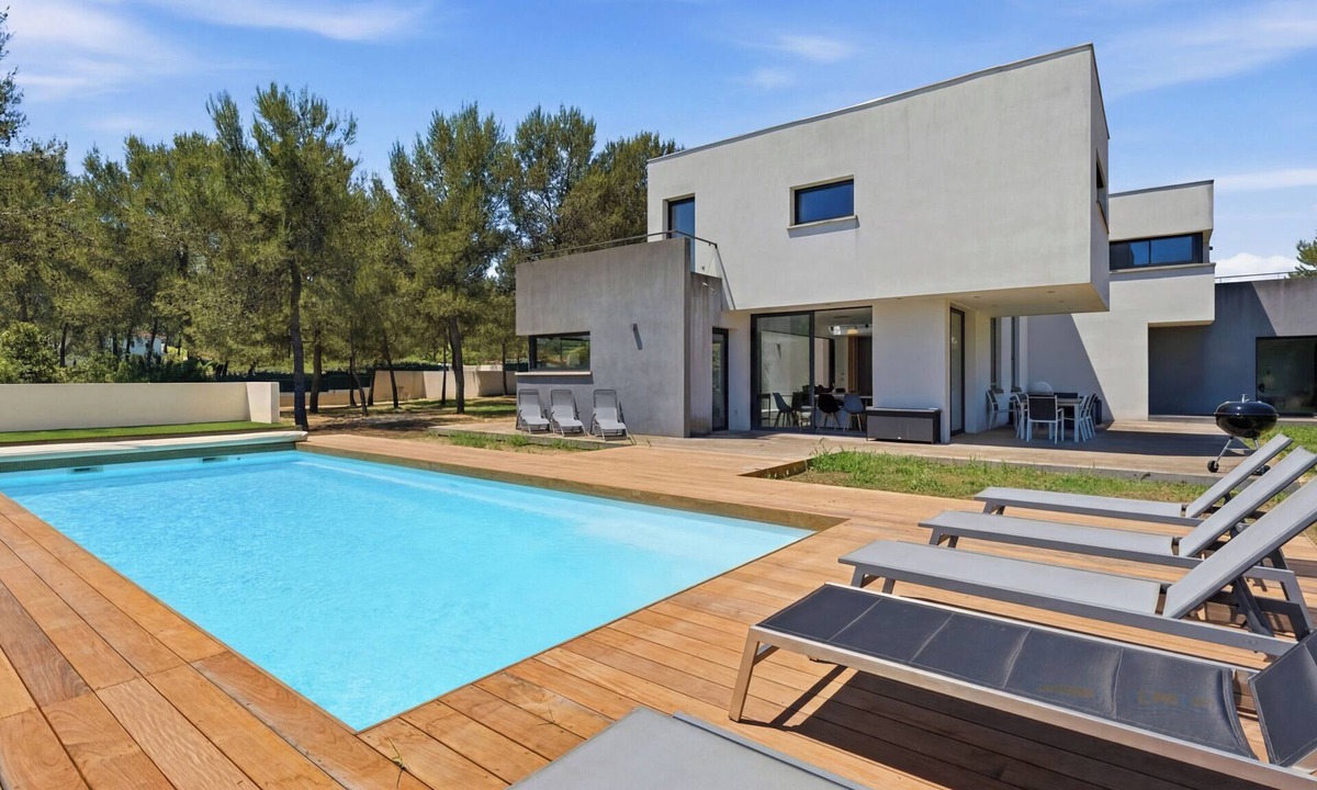 Saint-Gely-du-Fesc House | Villa Stark - Pool - Gym - Pintball/Arcade/Babyfoot