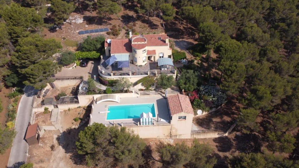 Ensues-la-Redonne Bed & Breakfast | Villa Violette