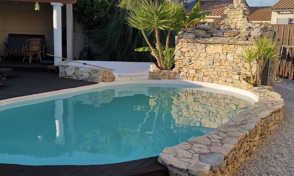 Milhaud Villa | VILLA WITH PRIVATE POOL