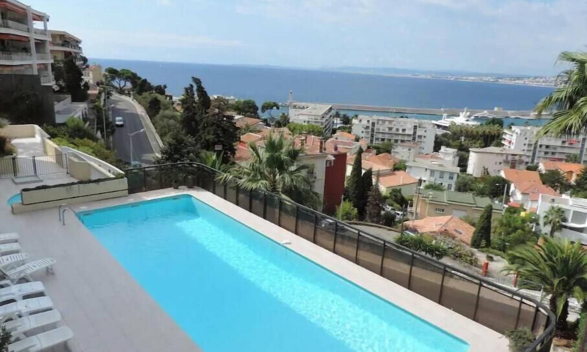 Lazaret Apartment | Vue mer Incroyable, Appartement Entièrement Rénové Avec Piscine et Garage