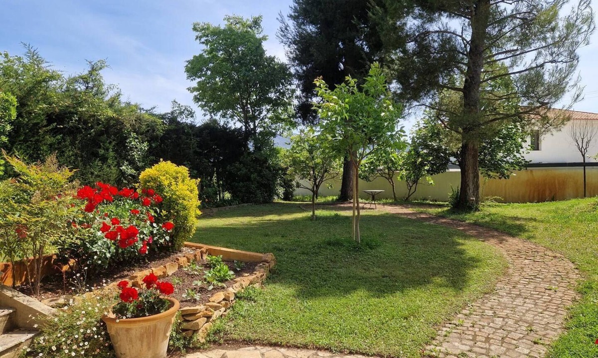 Gemenos House | Welcome to Provence! T2 air-conditioned, 70 m2, Secure parking, Garden with trees WIFI