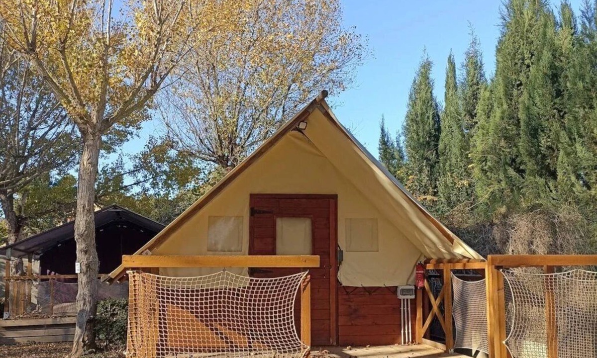 Villeneuve-les-Beziers House | ZEcamping 4 étoiles piscine locatif TV BBQ clim 28m2