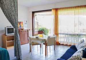 Attractive studio with terrace and garden, pool and dream view