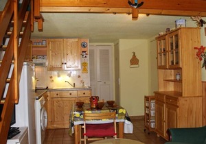 Beachside Getaway with Pool - Sleeps 5, BBQ, Veranda, Parking - Gruissan