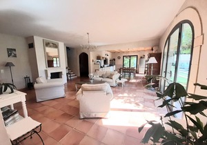 Charming Provencal house 220m2, large swimming pool, Mediterranean garden