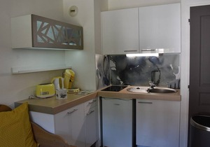 Cozy Studio Cabin Opposite Montgenèvre Slopes with Wi-Fi and Ski Locker