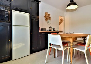 Gorgeous home in Bellegarde