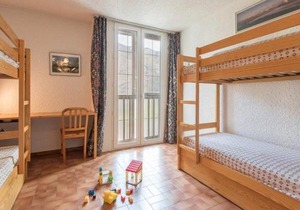 Spacieux appartement à Serre-Chevalier pour 10 pers., 4 ch., balcons, parking, casier à ski - FR-1-330E-15