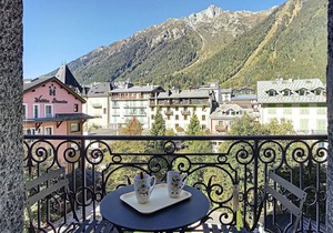Spacious apartment in Chamonix, 8 pers, elevator