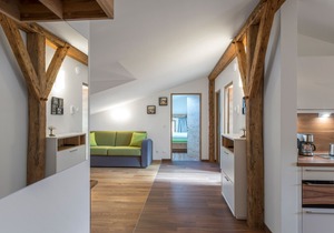 Stunning Apartment with Terrace, Mountain Views, Wi-Fi, Parking and Pets Allowed