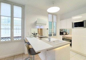Viva Riviera 33 rue Hoche