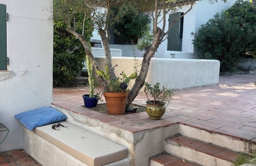 Saint-Tropez Villa | Saint Tropez magical villa on secluded beach walking distance from village center