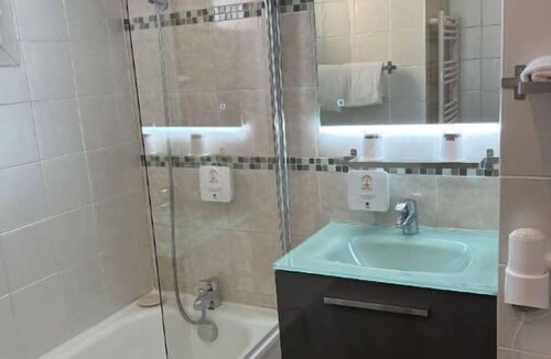 Sud House | À 10 min du centre ! Chambre Twin + accès piscine
