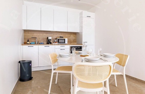 Le Mourillon Apartment | Élégance Côtière - Sea view & beach at your feet